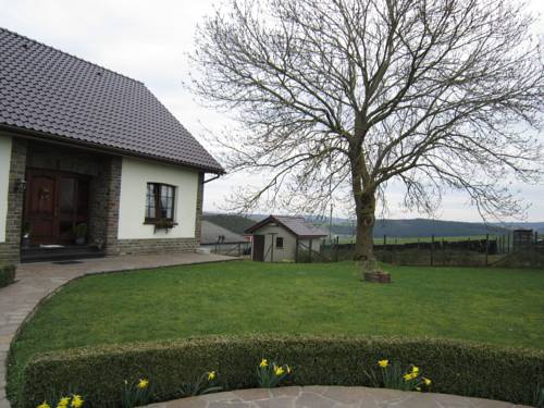 Burg-Reuland Belgien Rabattcode Booking.com