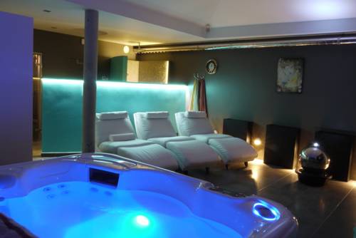 Tournai Belgien Rabattcode Booking.com