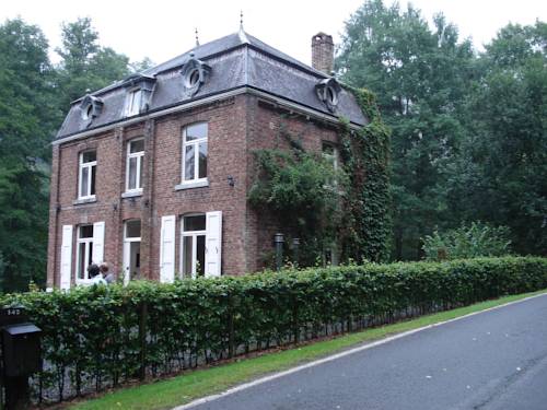 Felenne Belgien Rabattcode Booking.com